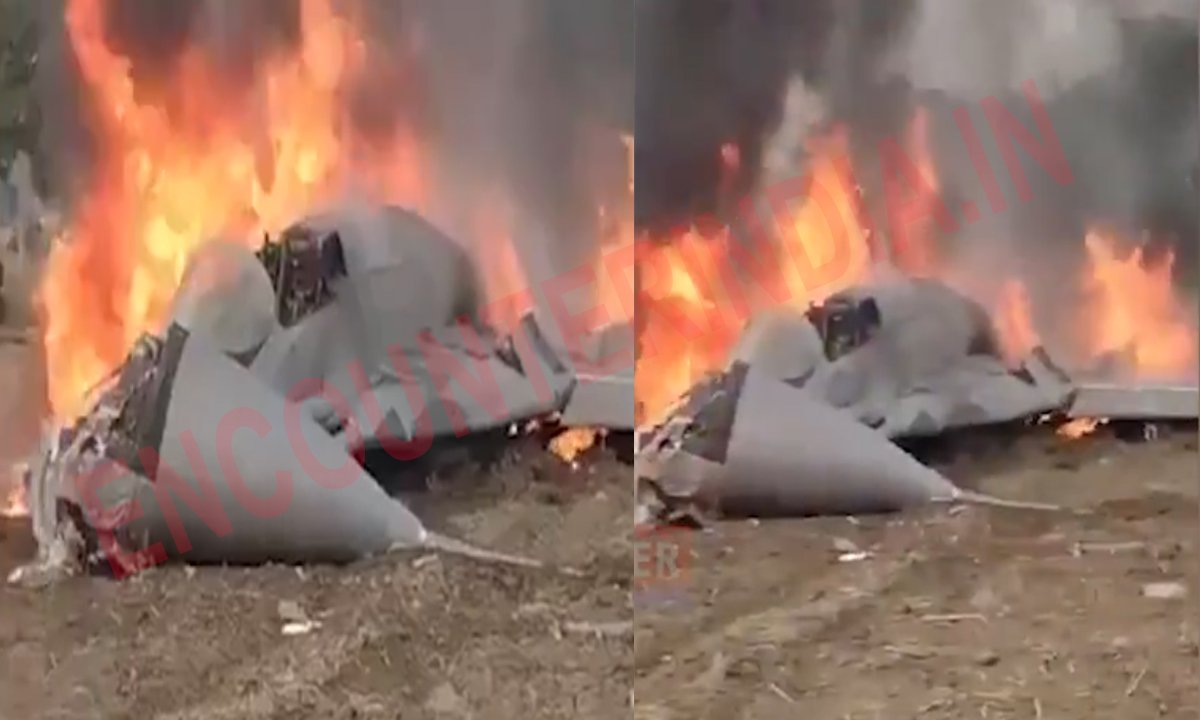 Air Force का विमान Crash, जमीन पर गिरते ही लगी आग, Adampur से भरी थी उड़ान, देखें वीडियो
