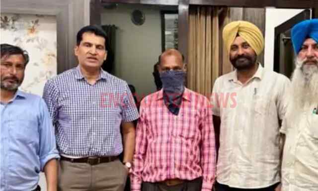 Jalandhar Vigilance ने रिश्वत लेते JE को किया गिरफ्तार