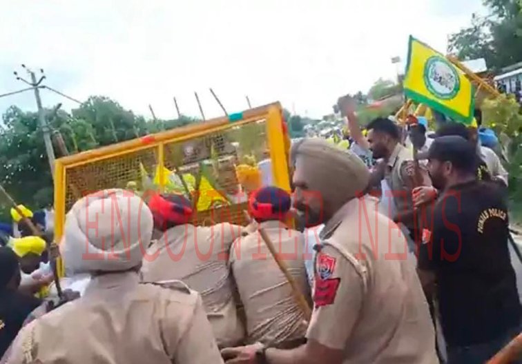Punjab News: Jammu-Katra Expressway जमीन को लेकर किसानों और पुलिस में हुई झड़प, देखें वीडियो Punjab News: Jammu-Katra Expressway जमीन को लेकर किसानों और पुलिस में हुई झड़प, देखें वीडियो