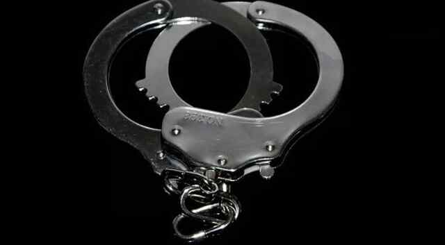 Mumbai News: शराब के नशे में व्यक्ति की हत्या, 2 भाई गिरफ्तार