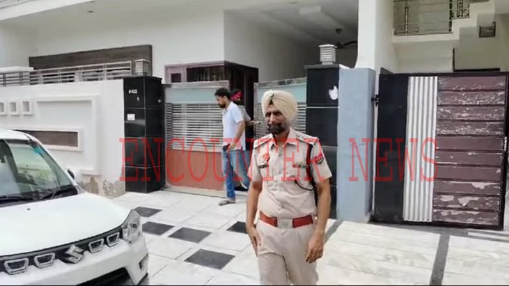 Punjab: ड्रग इंस्पेक्टर के 13 ठिकानों पर STF की रेड
