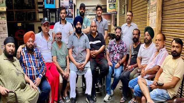 Jalandhar News : फगवाड़ा गेट के दुकानदारों ने बिजली विभाग के खिलाफ खोला मोर्चा, देखें वीडियो