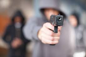 Jalandhar: Gun Point पर डेयरी मालिक व उसके बेटे से लूट