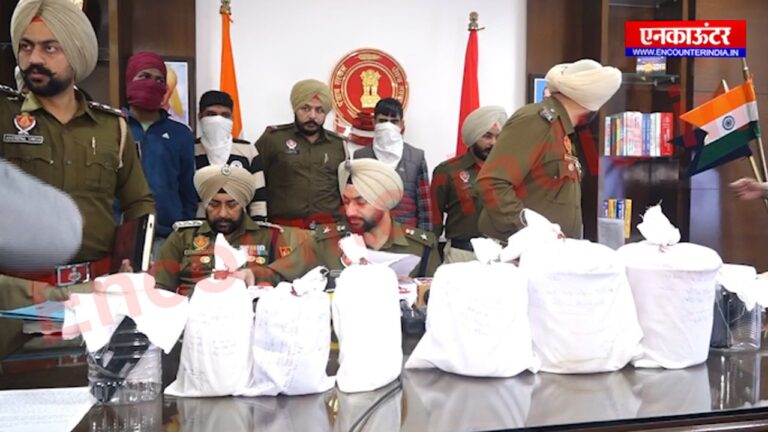 Punjab News: 3.970 किलो हेरोइन और हथियारों सहित 8 आरोपी काबू, देखें वीडियो