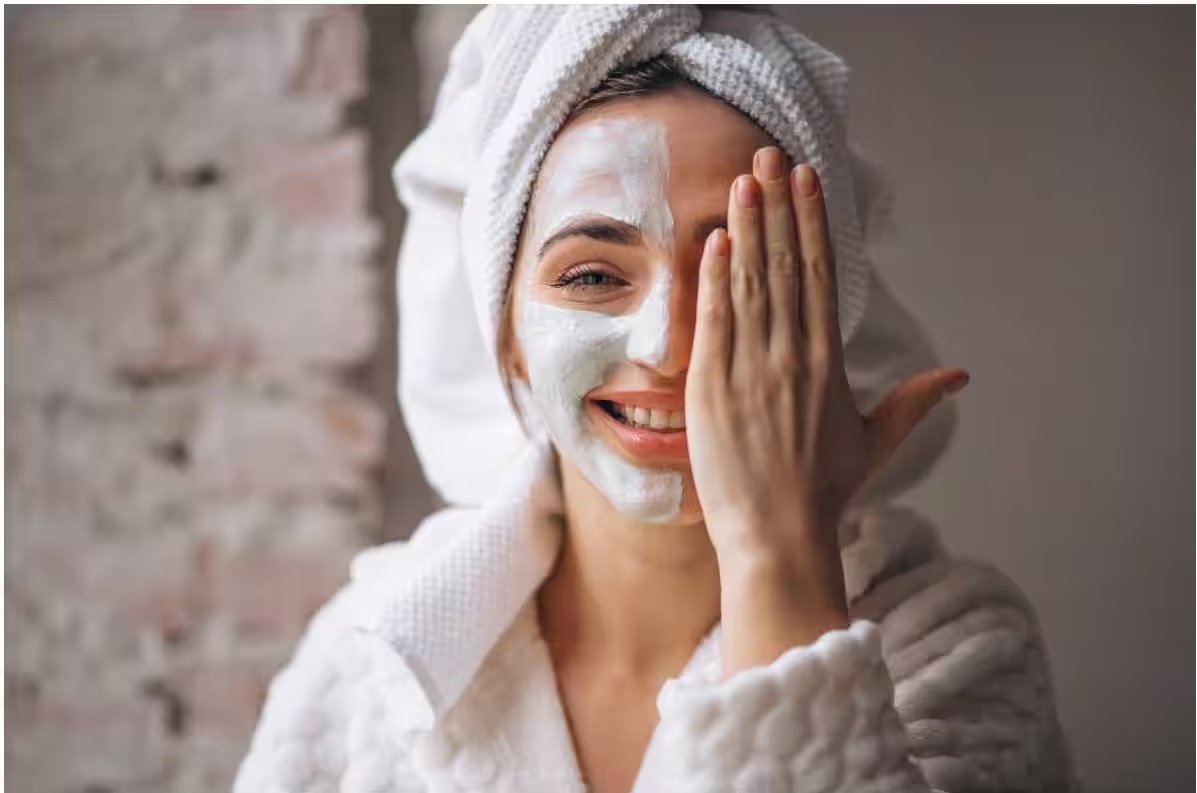 Dry Skin की समस्या से होना पड़ रहा है परेशान, ऐसा करने से चमकने लगेगी Skin