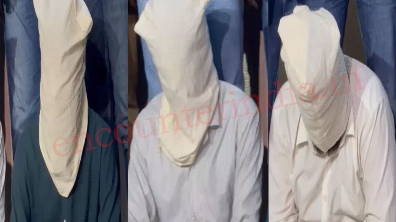 अल-क़ायदा से संबंध रखने के आरोप में तीन लोगों को कारावास की सज़ा