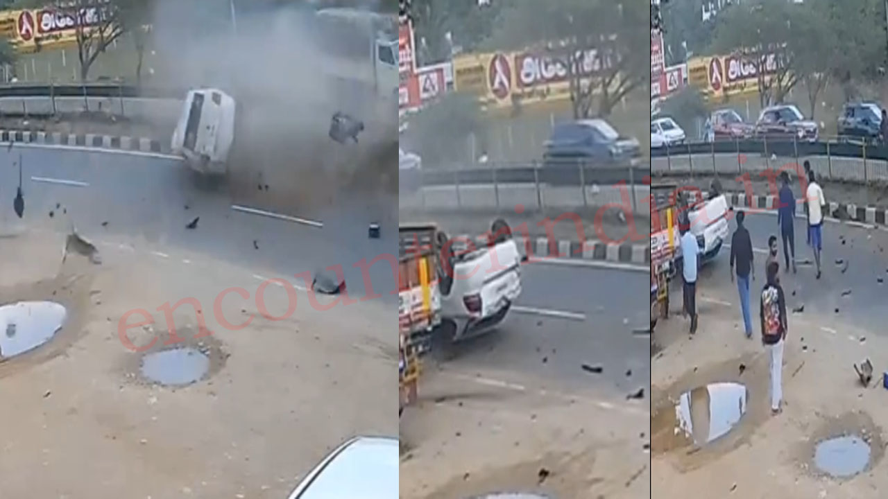 Filmy Style में Divider से टकराने के बाद Highway पर पलटी कार, उड़े परखच्चे, वीडियो वायरल