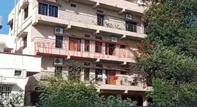 56 ठिकानों पर आय से अधिक संपत्ति मामले में Raid, 100 अधिकारी शामिल