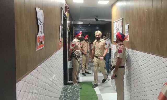 Punjab News: BJP नेता के क्लीनिक पर हुए पेट्रोल बम हमले की शहजाद भट्टी ने ली जिम्मेदारी