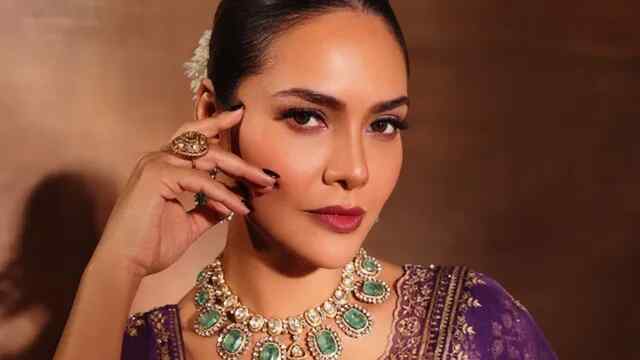 Abu Dhabi से भारत लौटी Actress Esha Gupta, फैंस का किया धन्यवाद, लिखा Special Note