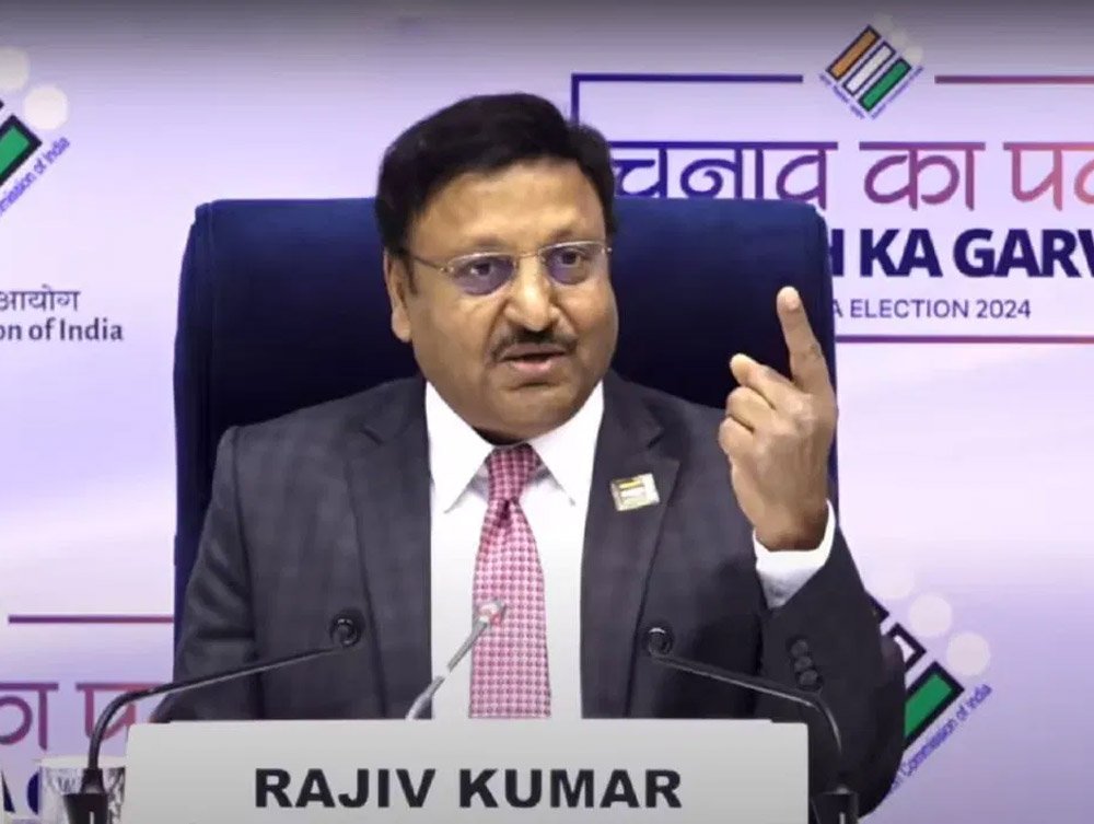 बज गया जम्मू-कश्मीर व हरियाणा विधानसभा चुनाव का बिगुल, जानें किस तारीख को होगा मतदान