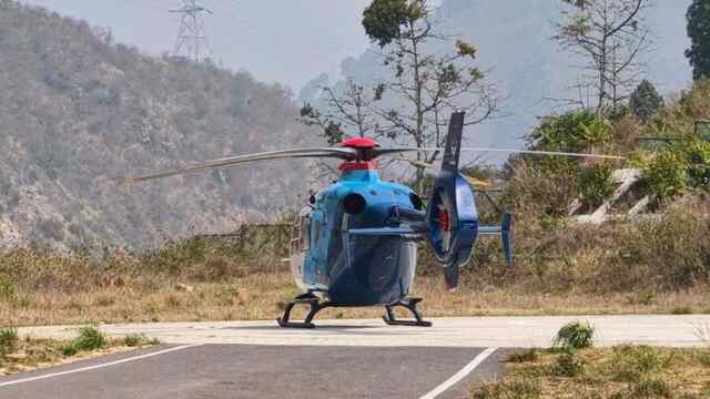 राज्यपाल के Helicopter में आई तकनीकी खराबी, श्रीनगर में करानी पड़ी Emergency Landing