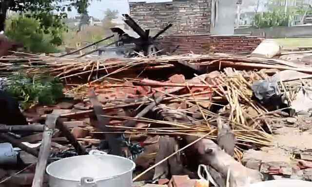 Punjab News: पटाखे बनाने वाले बरामदे में लगी आग, लोगों में दहशत