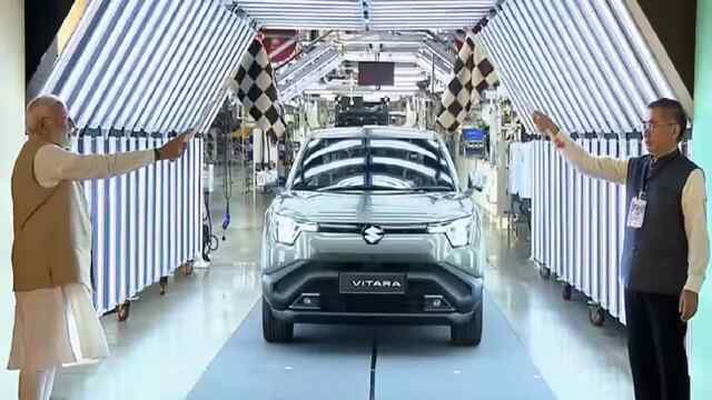 Maruti e Vitara को PM Modi ने दी झंडी, दुनिया के 100 से ज्यादा देशों में होगा Export
