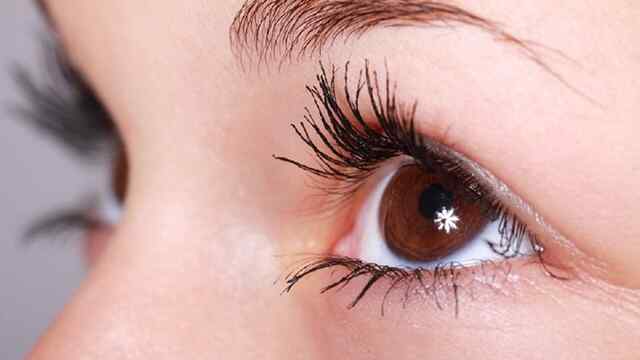 Health Tips: बारिश के मौसम में बढ़ जाता है आई फ्लू का खतरा, जानिए लक्षण और बचाव के आसान तरीके