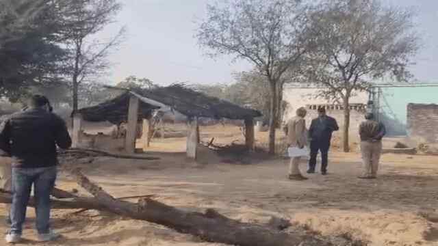 पत्नी की हत्या कर पति ने उठाया खौफनाक कदम, इलाके में दहशत