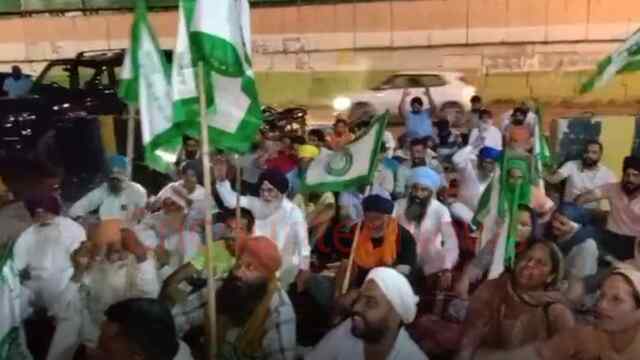Punjab News: दिलजीत खालसा की गिरफ्तारी को लेकर थाने के सामने किसानों ने लगाया धरना, देखें वीडियो