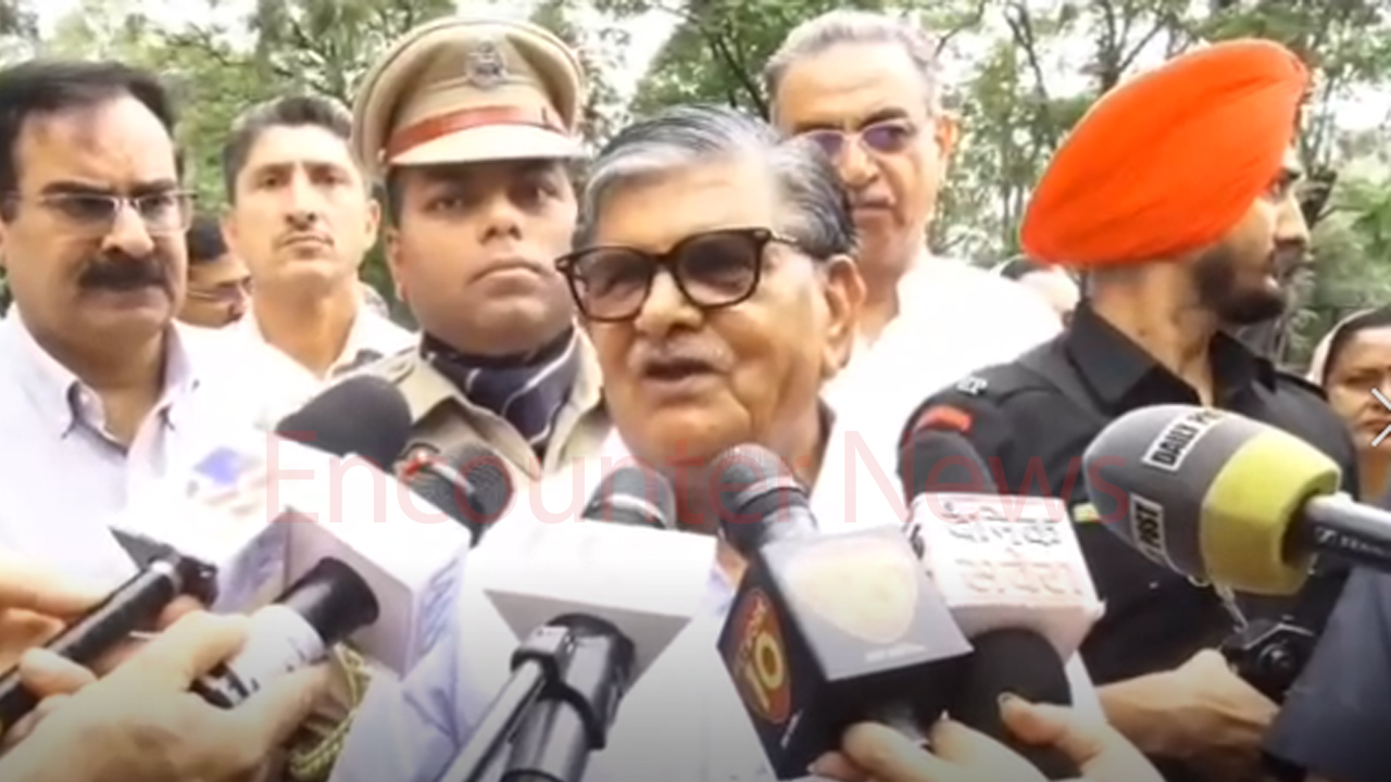 Governor गुलाब कटारिया ने Congress पर कसा तंज, आपातकाल को बताया देश में लोकतंत्र की हत्या, देखें वीडियो