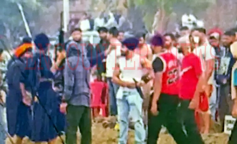 Jalandhar News: मेले में हुए विवाद के बाद चली गोलियां, मची भगदड़
