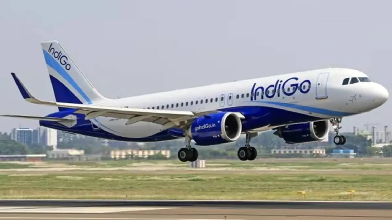 तकनीकी खराबी के बाद रनवे से लौटी Indigo की Flight, 80 यात्री थे सवार