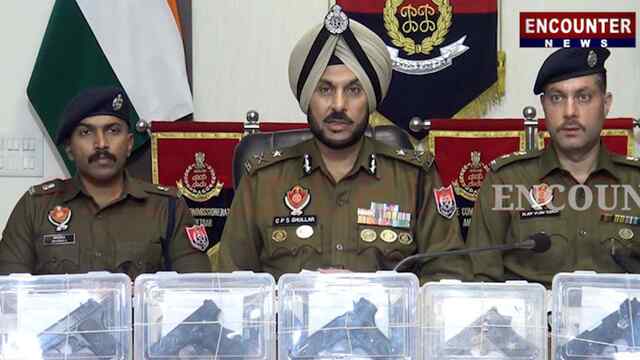 Punjab News: 5 आधुनिक पिस्तौल और 10 जिंदा कारतूस के साथ दो युवक गिरफ्तार, देखें वीडियो