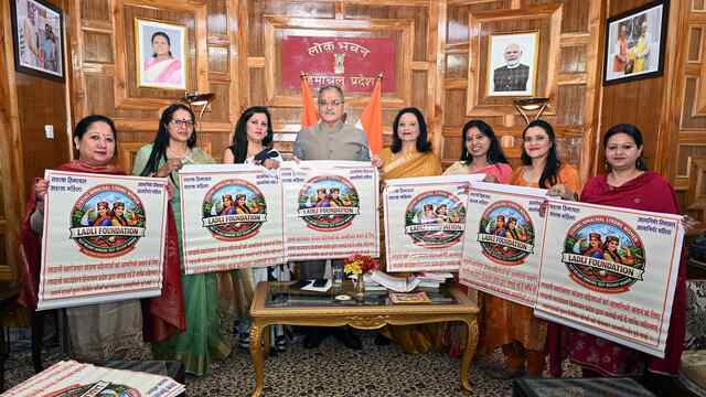 राज्यपाल ने सामाजिक सेवा कार्यों के लिए लाडली फाउंडेशन को सराहा