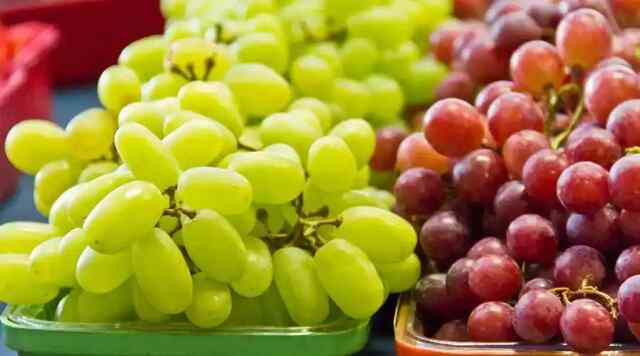 Health Tips : केमिकल वाले अंगूर की पहचान कैसे करें? जानें एक्सपर्ट की राय