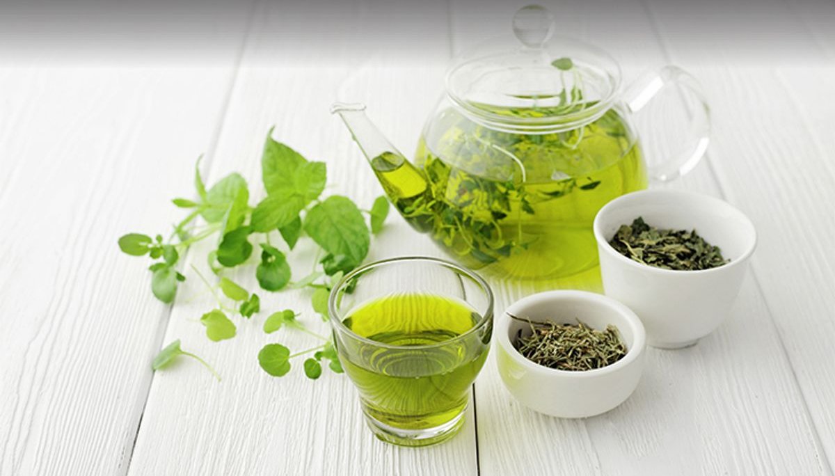 रोज-रोज कड़वी Green Tea पीकर हो गए हैं परेशान, तो इन तरीकों से बनाएं इसे अपनी Favourite Drink