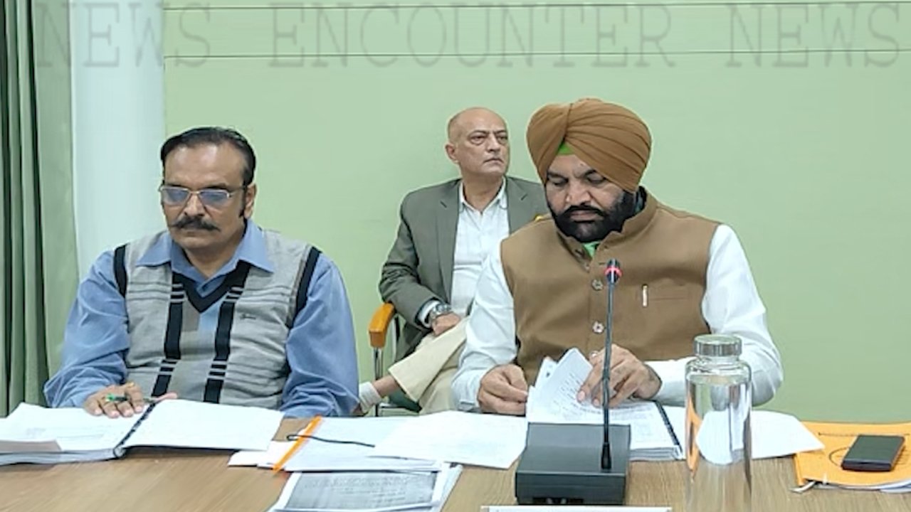 Punjab News : केंद्र सरकार से संबंधित कार्य करवाने के लिए मैं सदैव तत्पर रहता हूंः सांसद औजला, देखें वीडियो