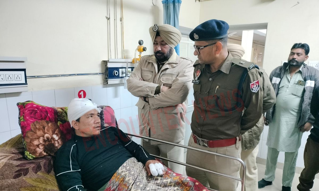 Punjab News: फास्ट फूड संचालक पर बाइक सवार लुटेरों ने किया तेजधार हथियारों से हमला, घायल