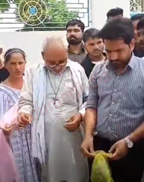 Punjab: इस इलाके में हुई बेअदबी, दो आरोपी गिरफ्तार