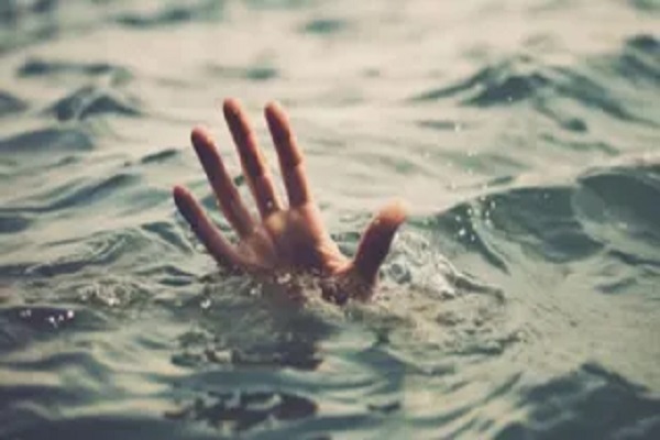 छोटी से पीटने से नाराज बड़ी Sister ने उठाया ये कदम, पढ़ें