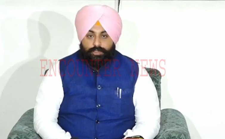 Punjab News: कैबिनेट मंत्री द्वारा चंगर इलाके के लोगों को बड़ा तोहफा, तारापुर से समलाह तक 18 फीट चौड़ी सड़क का निर्माण कार्य शुरू