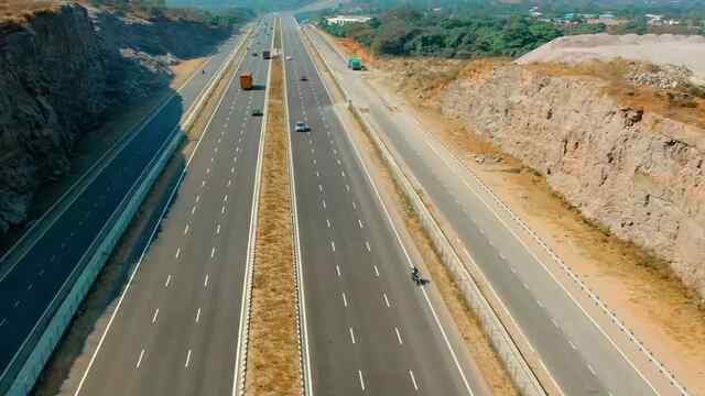 7 जिलों से जुड़ेगा यह Expressway, 8 घंटे की यात्रा 3 घंटे में होगी पूरी