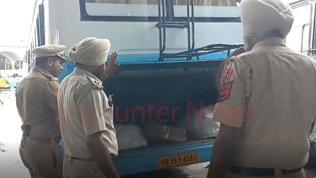 Punjab News: बस स्टैंड पर भारी पुलिस फोर्स तैनात, की यात्रियों की चैकिंग, देखें वीडियो
