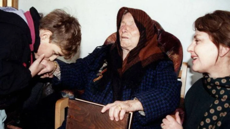जानें कौन हैं Baba Vanga, कभी गलत नहीं होती इनकी Predictions