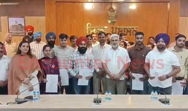 Punjab News: 7 नए पटवारियों सहित कच्चे कर्मचारी हुए स्थायी, कैबिनेट मंत्री ने दिए नियुक्ति पत्र, देखें वीडियो