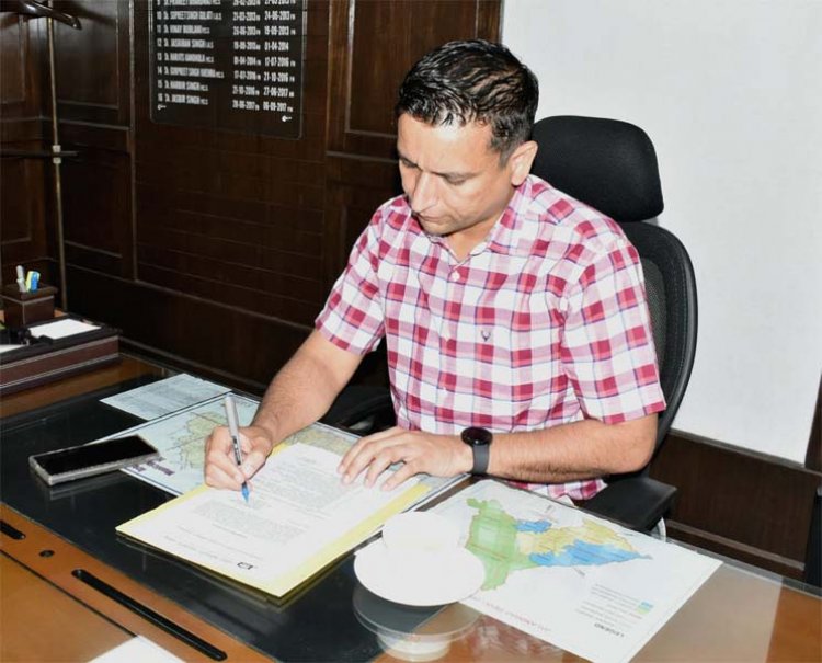 डीसी घनश्याम थोरी ने जेडीए के मुख्य प्रशासक का अतिरिक्त प्रभार संभाला