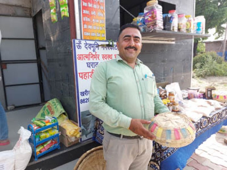 कुटलैहड़ में वर्षा शालिकाएं बनीं स्वयं सहायता समूहों के लिए स्वरोजगार का आधार