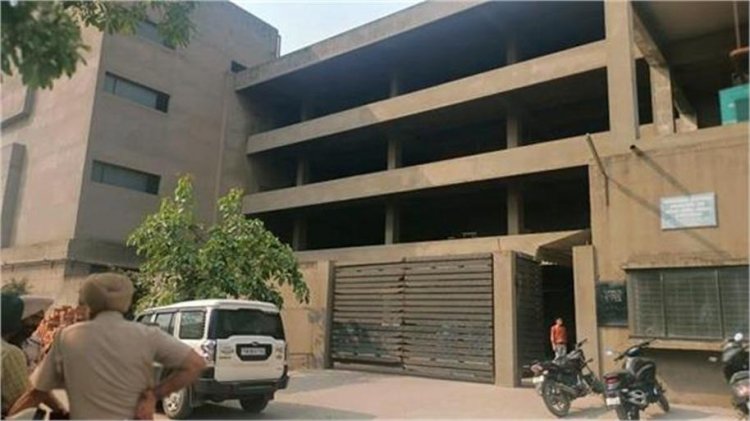 फोकल प्वाइंट में बड़ी वारदातः फायरिंग करते फैक्ट्री में घुसे लुटेरे, 15 लाख की लूट….