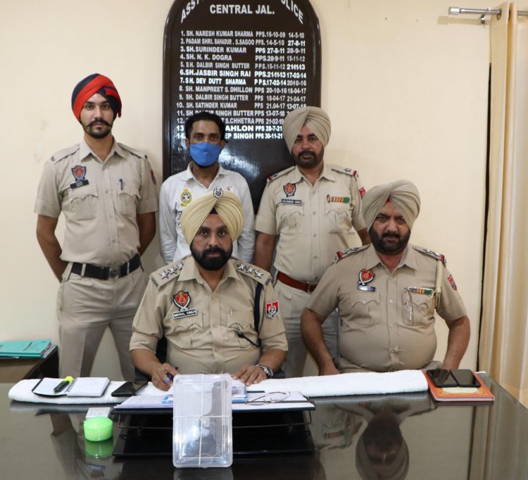 जालंधरः नकली पिस्तौल दिखाकर गाड़ी लूटने का प्रयास करने वाला गिरफ्तार