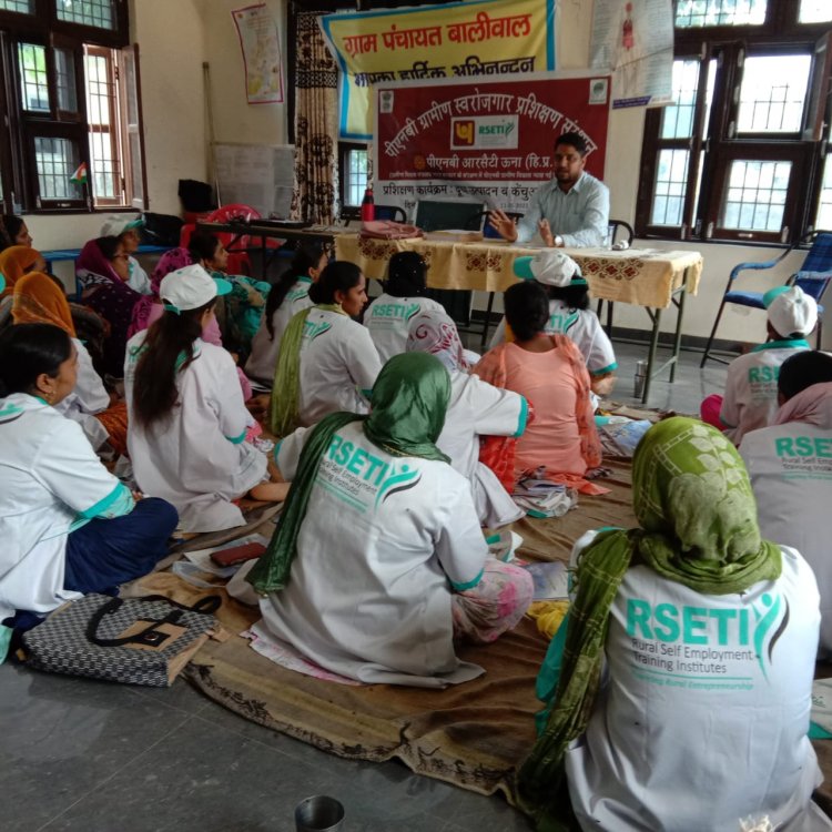 प्राकृतिक खेती के बारे में महिलाओं को दी जानकारी…