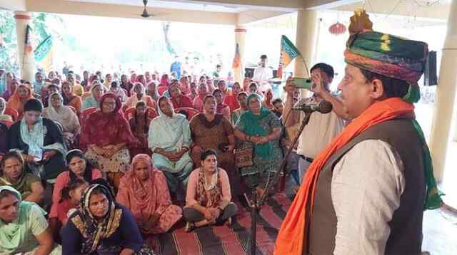 प्रदेश सरकार ने जन कल्याणार्थ लिए अनेकों ऐतिहासिक निर्णयः वीरेन्द्र कंवर