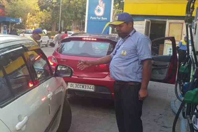 सिलेंडर के बाद अब बढ़े CNG के दाम….