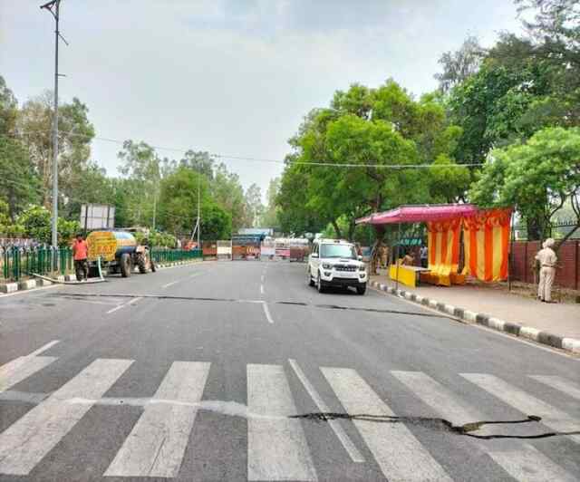 चंडीगढ़-मोहाली बार्डर सील, कई रूट डायवर्ट, जाने क्या है मामला….