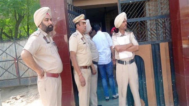 पंजाबः स्कूल प्रिंसिपल और पत्नी की गला घाेंट कर हत्या….