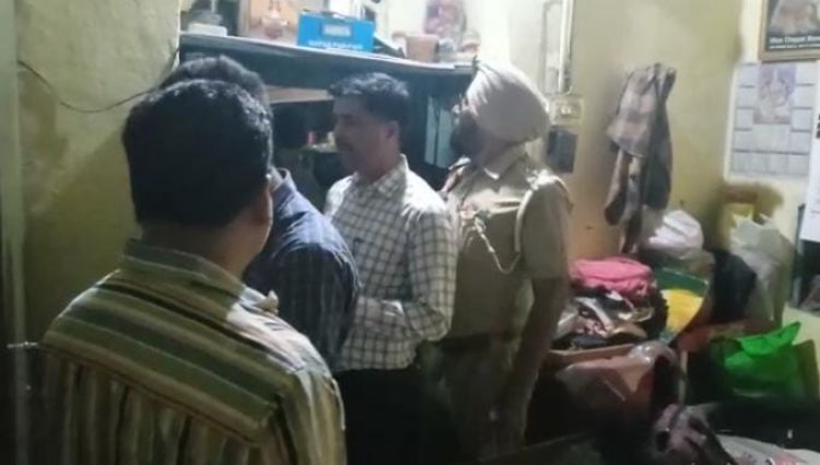 जालंधर में दिन-दिहाड़े चोरी, सोने के गहने और नकदी लेकर चोर हुए फरार