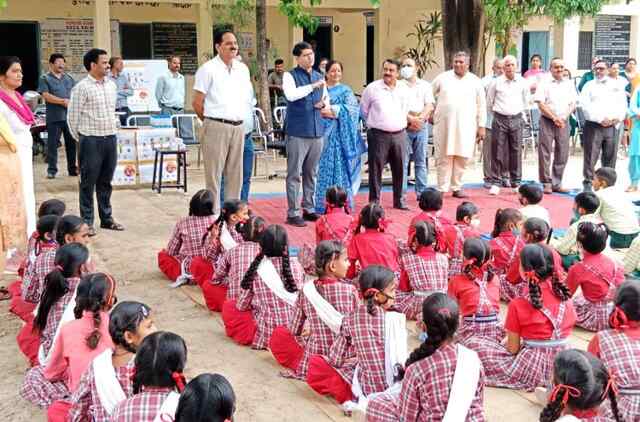 जिला ऊना में 1.48 लाख बच्चों को खिलाई गई कृमि मुक्ति दवाः राघव शर्मा