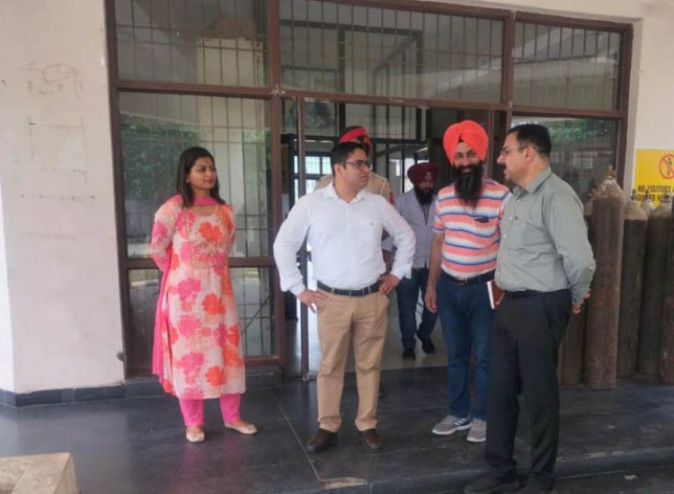 डिप्टी कमिशनर ने नवजीवण और नवकिरन केंद्र का किया दौरा