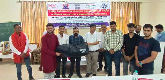 भरवाईं में 3 दिवसीय उन्मुखीकरण प्रशिक्षण शिविर का समापन समारोह आयोजित